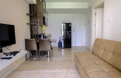 Arjuna Apartamento | Homey 1Br At Landmark Residence Bandung Apartment