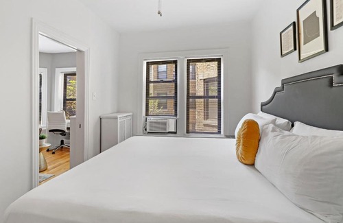 Lake View East Apartamento | Homey 2BR Unit in Boystown, Steps from Everything - Stratford 2N 3N rep