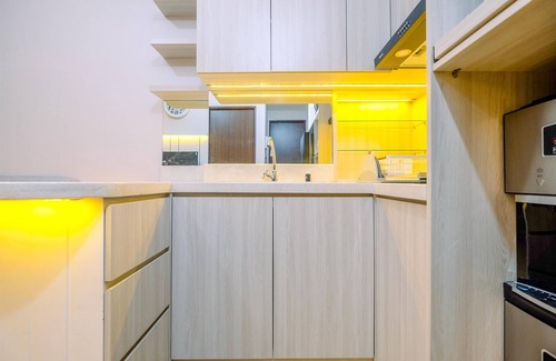Depok Apartamento | Homey And Modern Look 2Br Transpark Cibubur Apartment