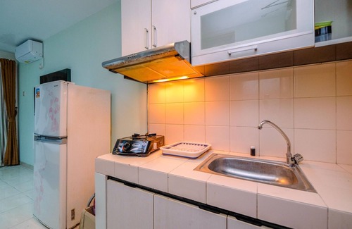 Depok Apartamento | Homey and Tidy Studio Apartment at Margonda Residence 3