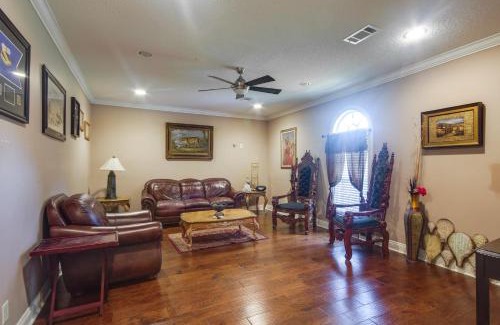 Greenwood Casa | Homey Greenwood Getaway with Patio and Backyard