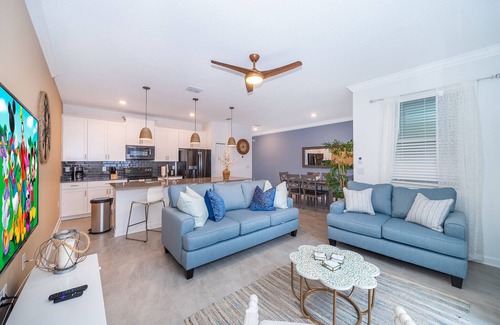 Kissimmee Chalet De Esquí | Homey Townhouse 4Bed/3Bath/Pool/5Min Disney