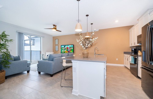 Kissimmee Chalet De Esquí | Homey Townhouse 4Bed/3Bath/Pool/5Min Disney