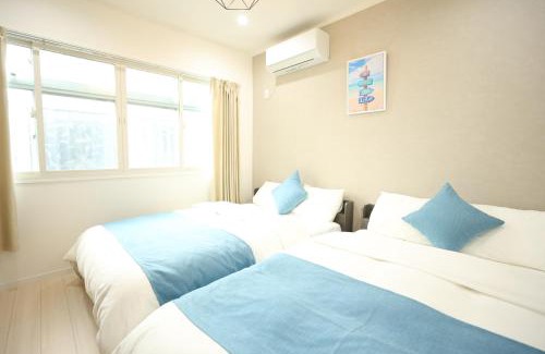 Chinatown Apartamento | homey1F I 横浜中華街の中に位置する一戸建ての1階部分 I ダブルサイズ寝具3台最大6人 I 元町中華街駅徒歩3分