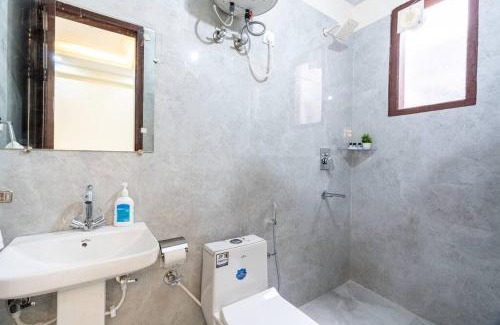 Vasundhara Apartamento | Homlee-Vasundhara 2BHK Flat- kitchen-Parking-Lift