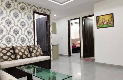 Delhi Apartamento | Homlee-Vintage Green 2BHK with Terrace & fort View