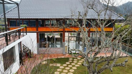 Moc Chau Otro | Homstay Mimosa Mộc Châu