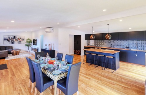Eagle Heights Casa | Honey Badgers