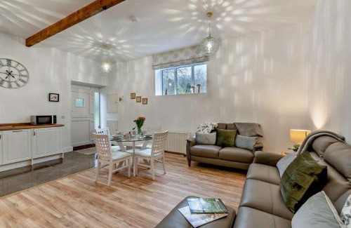 Shotley Bridge Casa | Honey Hirst