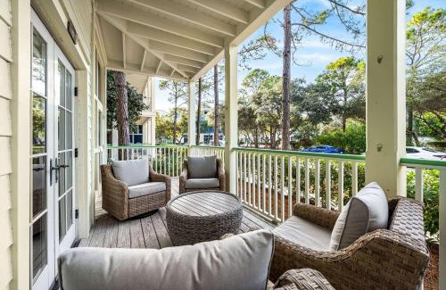 Watercolor Casa | Honey's Beach House
