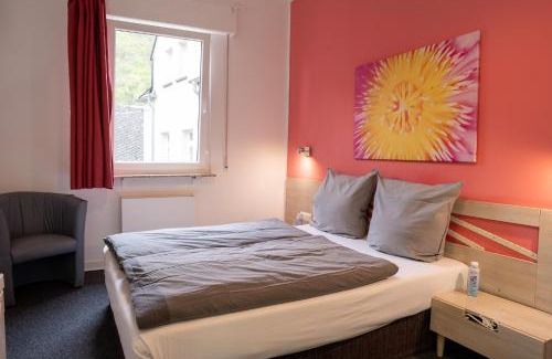 Winningen Hotel | Honeybee Properties Mosel