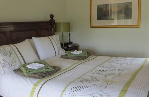 Yellingbo Cama Y Desayuno | Honeyeater Cottage Bed and Breakfast