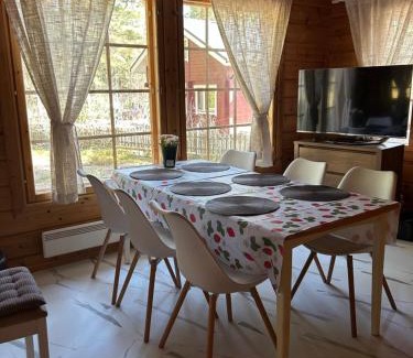 Isnas Villa | Honeyhill Villa Karhu