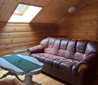 Isnas Villa | Honeyhill Villa Karhu