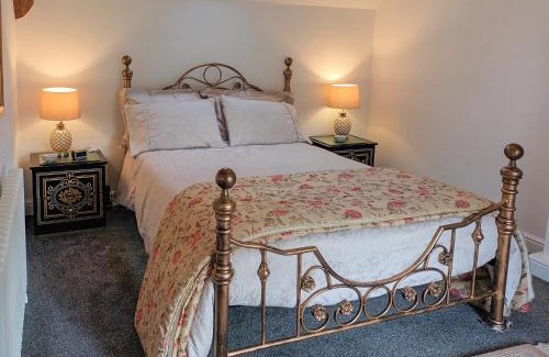 Upton Cheyney Casa | Honeymead Cottage