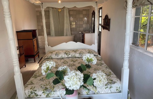 Grabouw Casa | Honeymoon Stay at The James Family Farm