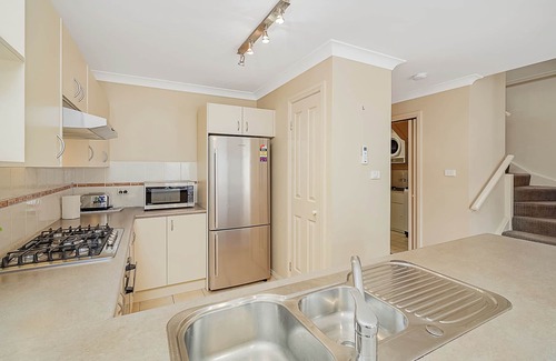 Wickham Casa | Honeysuckle Townhouses Seafarers