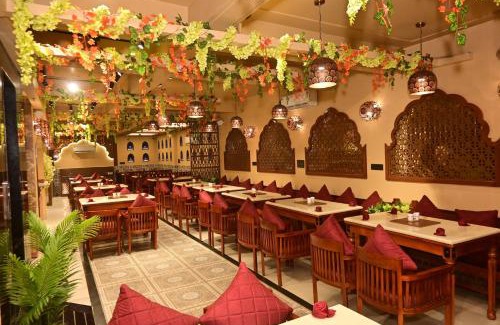 Greater Noida Hotel | Honeyveils Palace