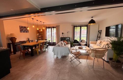 Honfleur Casa | Honfleur - grande maison familiale avec jardin