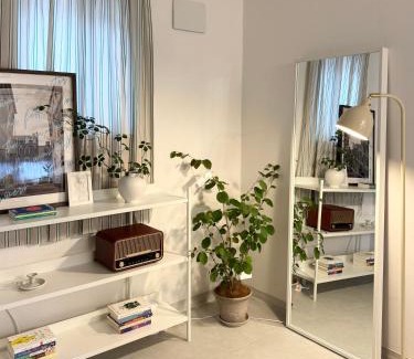 Hapjeong-dong Apartamento | Hongdae Hapjeong 3BR Apartment for 4 to 8 People