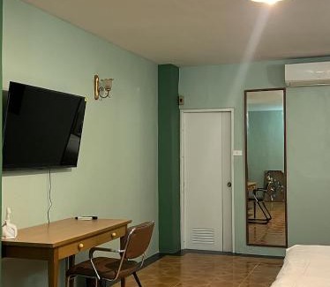 South Pattaya Hotel | Hongheng Beach Residence - Walk to Jomtien & Night Market !