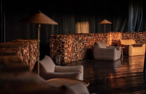 Hongyuan County Hotel | Hongyuan Weilu Nomadic Luxury Camp