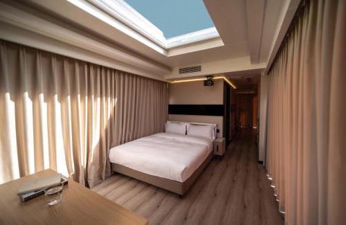 Hongyuan County Hotel | Hongyuan Weilu Nomadic Luxury Camp