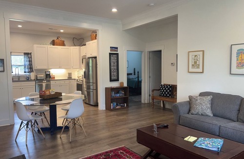 Radnor Casa | HonkyTonk Haven: 4.3 Miles to Broadway Downtown!