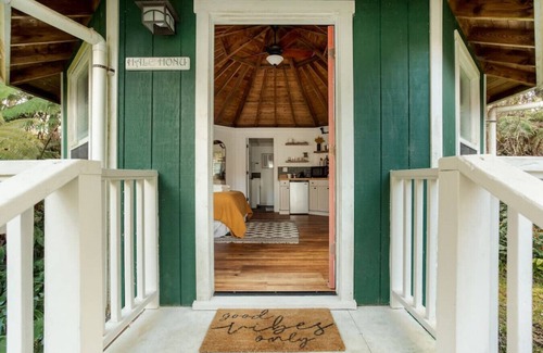 Volcano Cabaña | Honu Cottage - Volcano Village Retreat