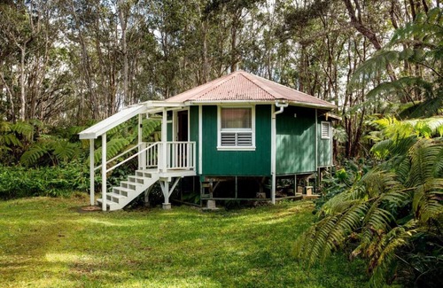 Volcano Cabaña | Honu Cottage - Volcano Village Retreat