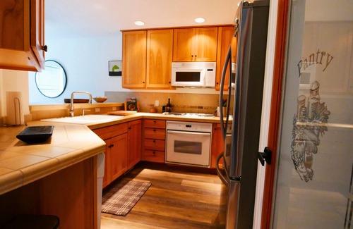 Hood River Casa | Hood River Contemporary Townhome