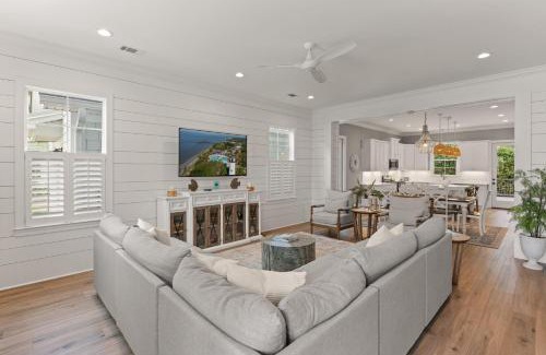 Saint Simons Island Casa | Hook, Wine & Sinker - 20 Couper Place