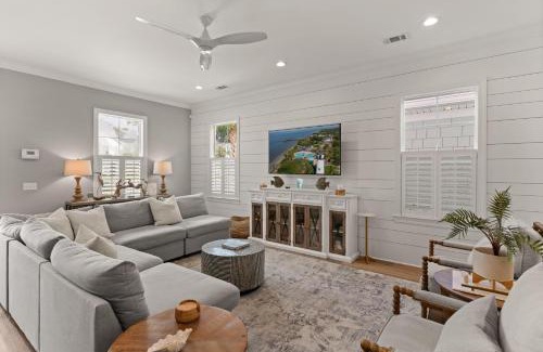 Saint Simons Island Casa | Hook, Wine & Sinker - 20 Couper Place