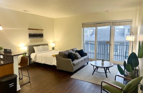Cole-Noble District Apartamento | Hoosier Hospitality Studio with Free Parking