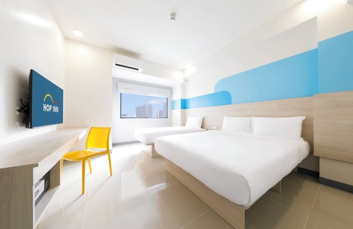 Phil-Am Hotel | Hop Inn Hotel North EDSA Quezon City