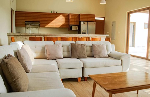 Ica Villa | HOP LAGO & MAR exclusiva en playa de chincha