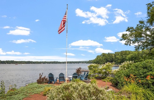 Middleton Casa | Hope's Haven - A Sunrise Lake Retreat - New Hampshire Waterfront Home!