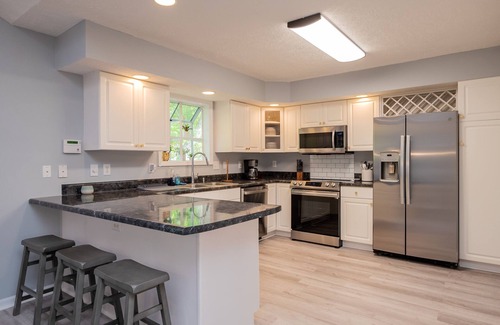 Tranquil Harbour Casa | Hope Sand Dreams: Modern, Elegant Home with Short Walk/Drive to Beach