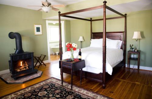 Sperryville Cama Y Desayuno | Hopkins Ordinary Bed, Breakfast and Ale Works