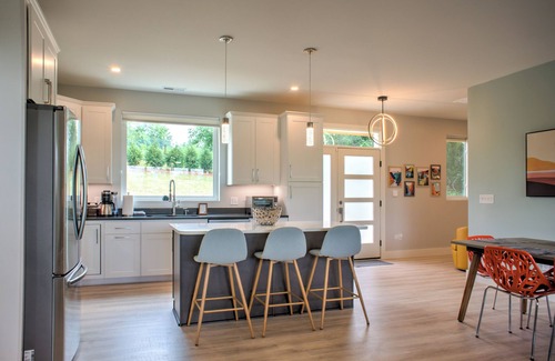Leicester Casa | Hops and Dreams by Carolina Mornings | Hot Tub, Mtn Views⛰️+Biltmore Pass