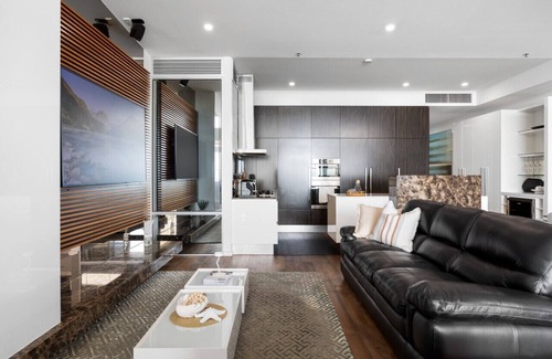 Henley Beach Apartamento | Horizon at Henley Square - 3BR, Parking, Wifi