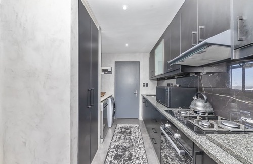 Bloubergstrand Apartamento | Horizon Bay 304 cosy self-catering beachfront APT