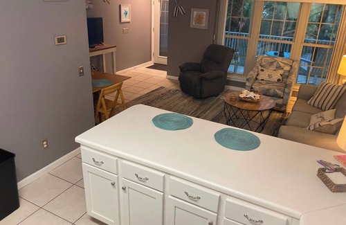 West Panama City Beach Condominio | Horizon South Ground Level close to gate beach