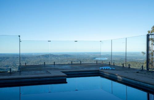Bald Knob Casa | Horizon View House