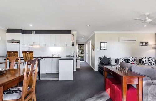 Salamander Bay Villa | Horizons Escape, Villa 136