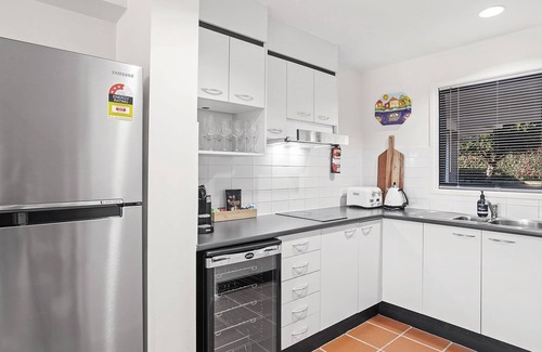 Salamander Bay Casa | Horizons Fairway Views Townhouse 108 - Golfers Getaway - stay right on the championship course!