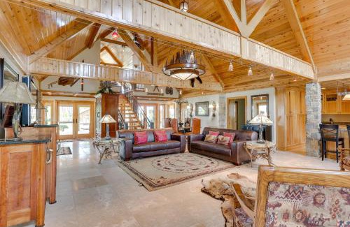 Deering Casa | Hornersville Vacation Rental with Private Pond!