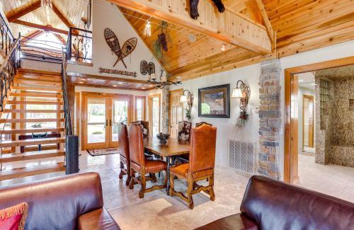 Deering Casa | Hornersville Vacation Rental with Private Pond!