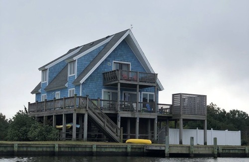 Carova Beach Casa | Horse Haven - Carova 4x4 Beach - Canal/Water Front - Pool & HotTub - Private Lot
