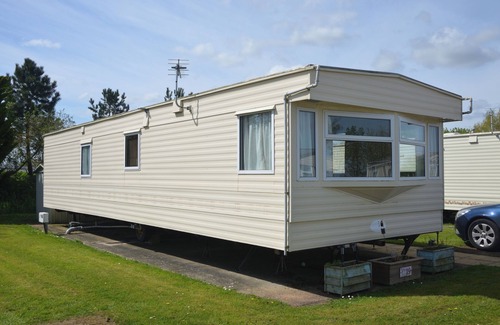 Mablethorpe Casa | Horseshoe Lake Holidays - Static Caravan, Family Friendly, on-site entertainment